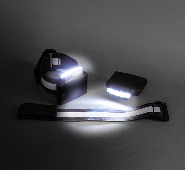 HI-Vision-LED-Wrist-Lights-LightsOn-min-1